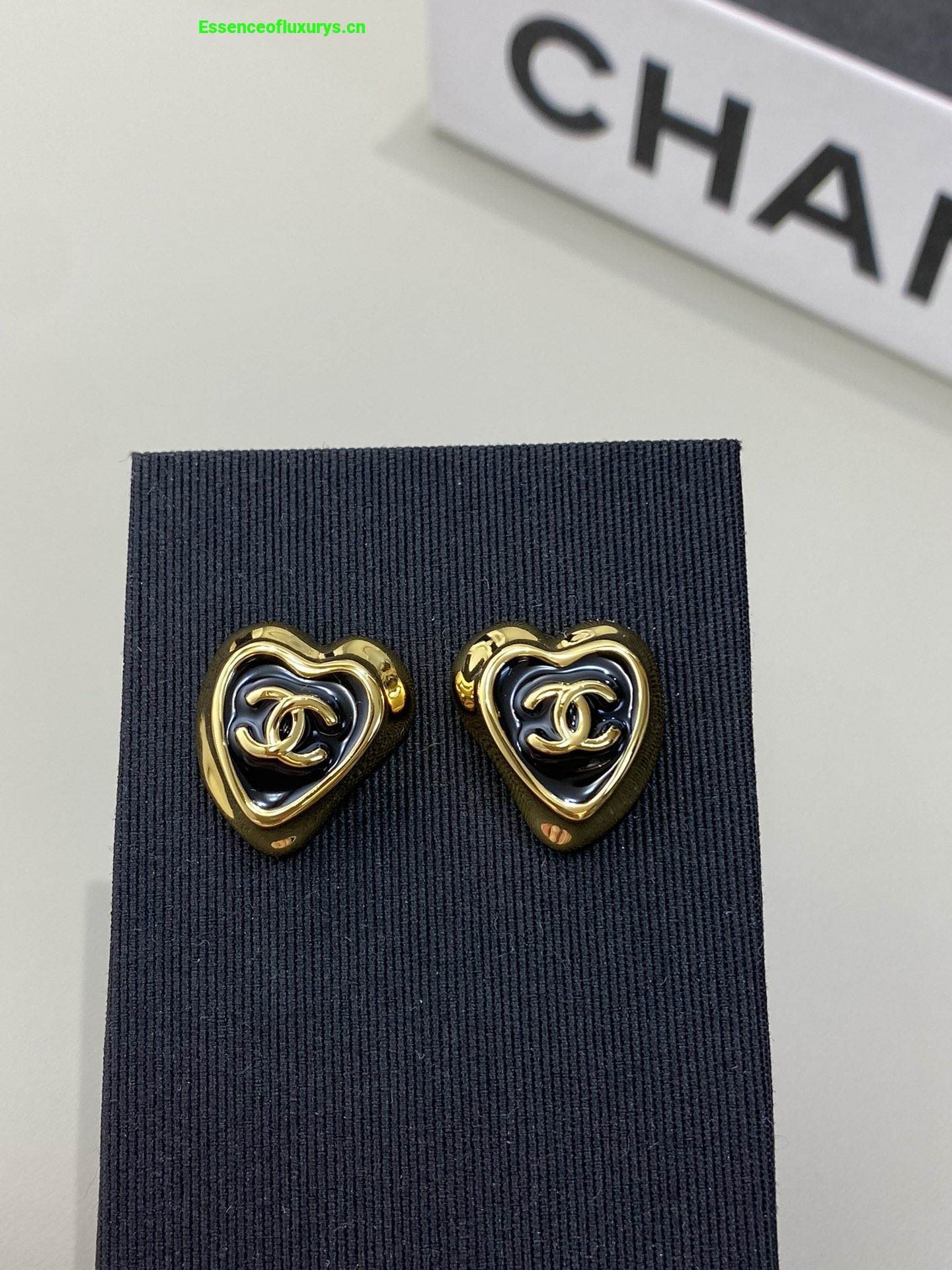 Chanel CC Heart Earring Black Gold