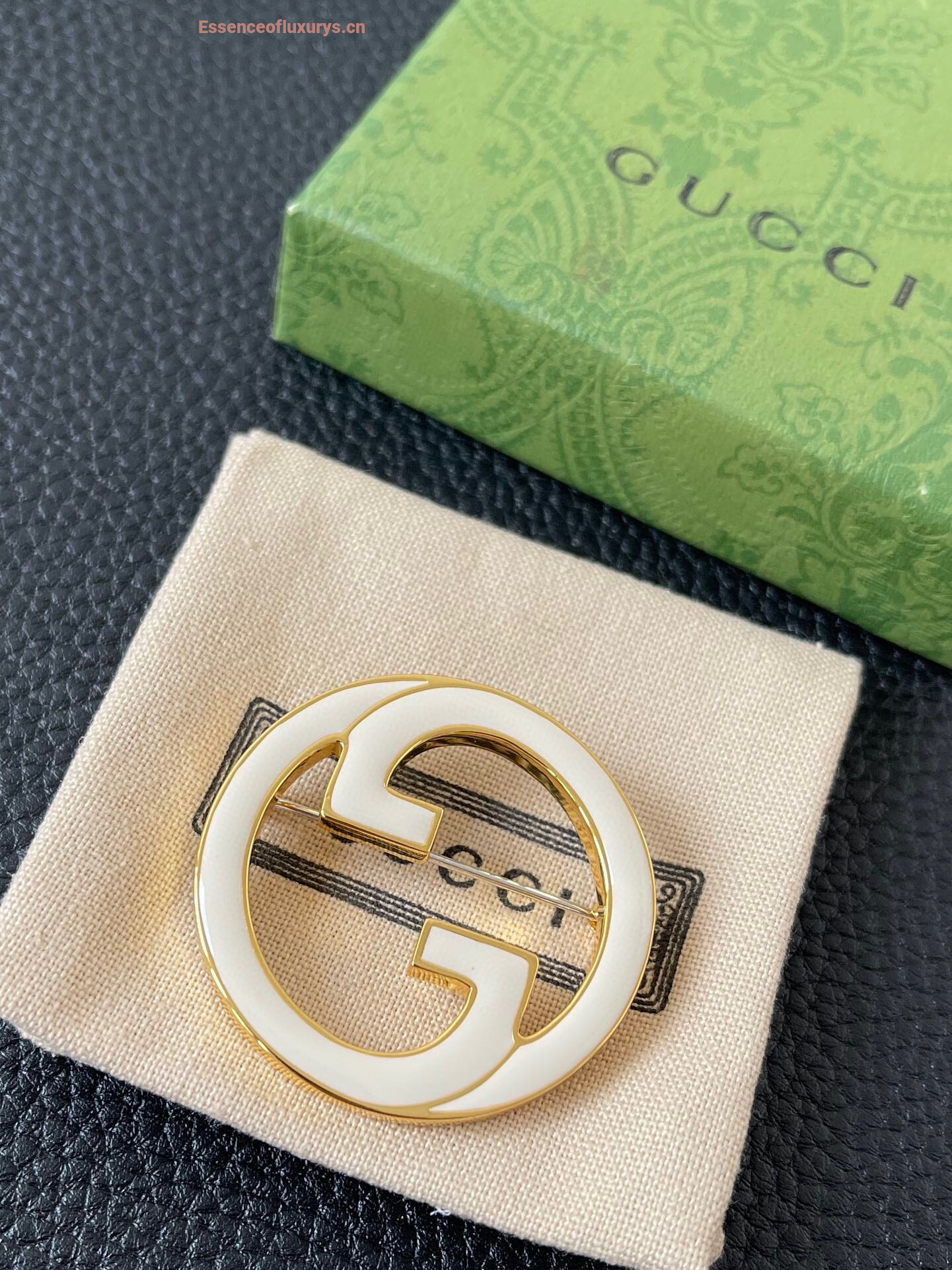 Gucci Blondie Interlocking G Brooch