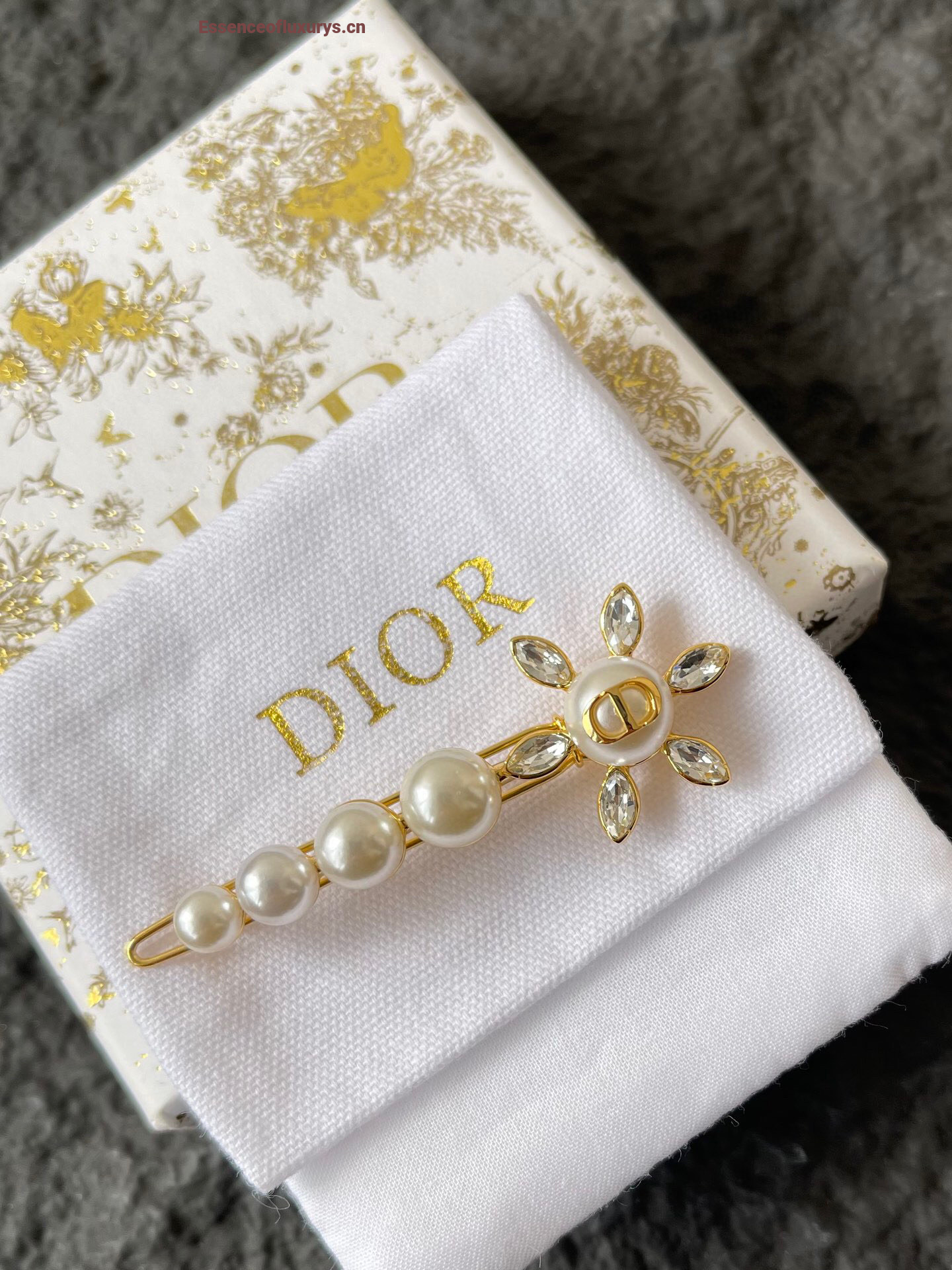 Dior Bloom In Dior Pearl Hair Clips