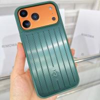 Rimowa Plastic iPhone 17 Case Green