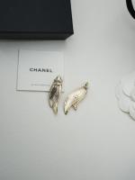 Chanel Gold Metal Leaf Earrings